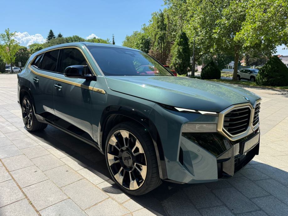 BMW XM - 4.4 HYBRID - 2023 GOD - ICONIC GLOW - INDIVIDUAL - U PDV-u!, fotografija 4