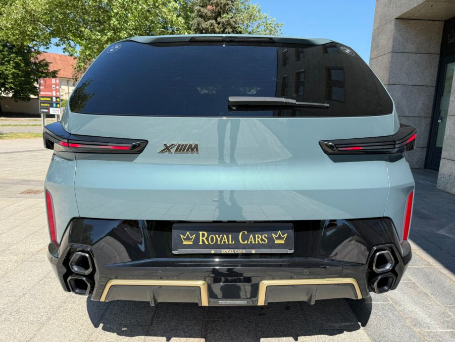 BMW XM - 4.4 HYBRID - 2023 GOD - ICONIC GLOW - INDIVIDUAL - U PDV-u!, fotografija 6