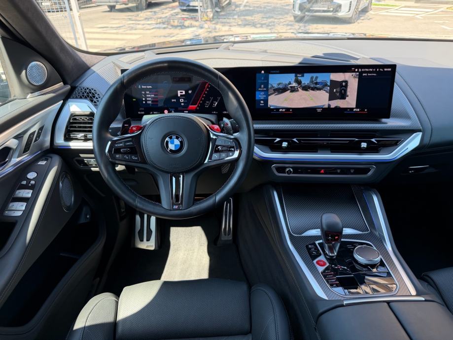 BMW XM **4.4 V8**M DRIVER’S PACKAGE**INDIVIDUAL**, fotografija 9