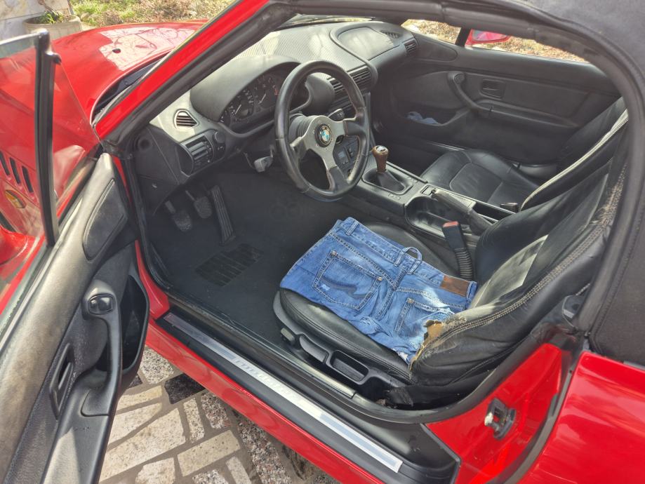 BMW Z3 1.9 1997. KLIMA, ALU 17", POTREBNA RESTAURACIJA, fotografija 16