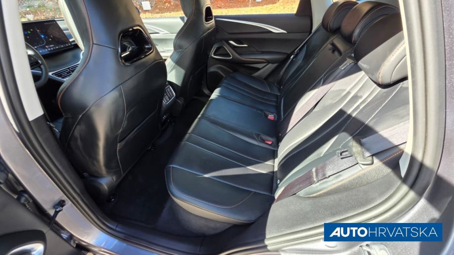 BYD SEALION 5 DM-i COMFORT- Tvorničko jamstvo, 25.900,00 €, fotografija 16
