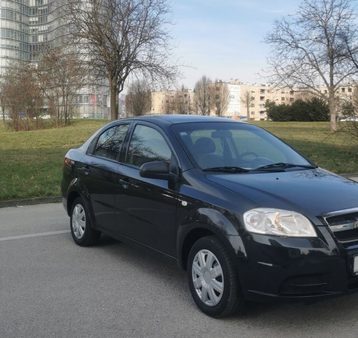 Chevrolet Aveo 1,2 registrirani, BENZINAC!, klima, kupljen u Hrvatskoj, fotografija 5