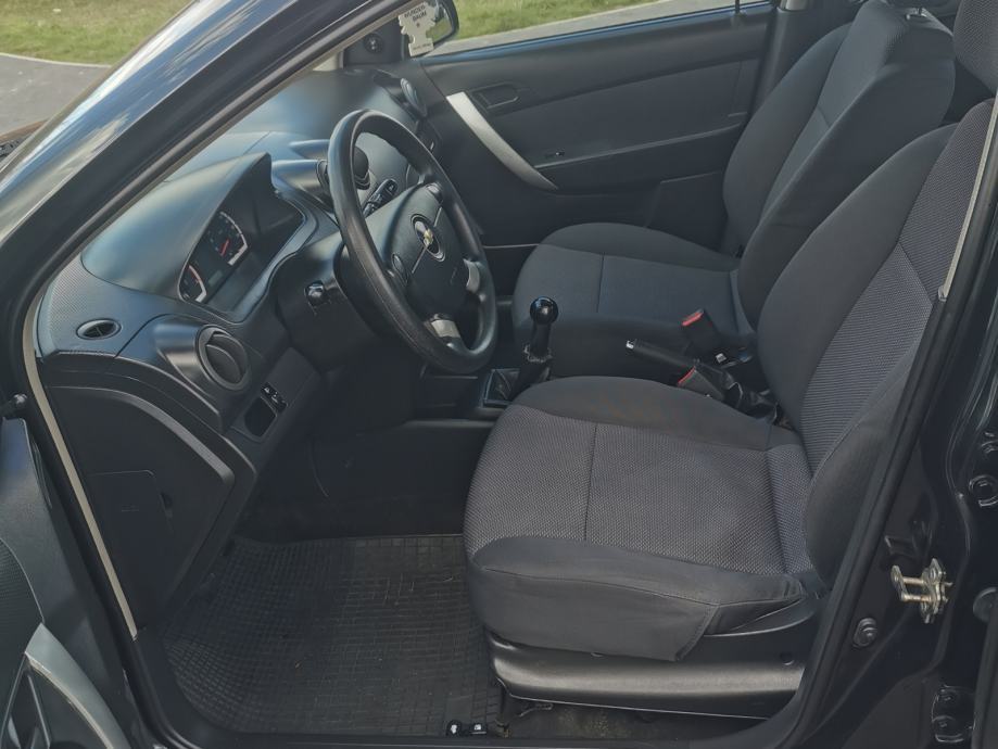Chevrolet Aveo 1,2 registrirani, BENZINAC!, klima, kupljen u Hrvatskoj, fotografija 6