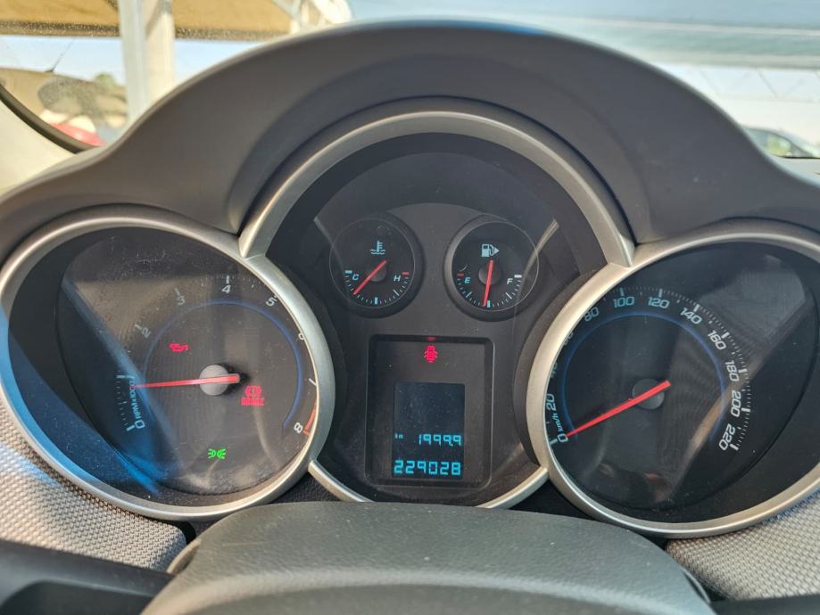 CHEVROLET CRUZE 1.6 BENZIN- motor problem, fotografija 9