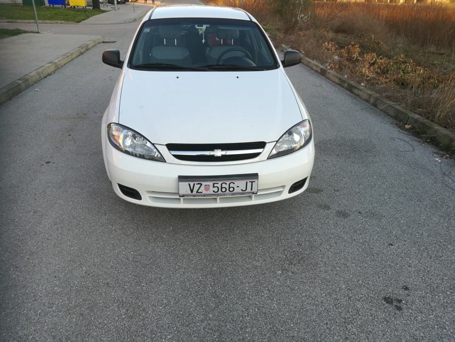 Chevrolet lacetti 2021