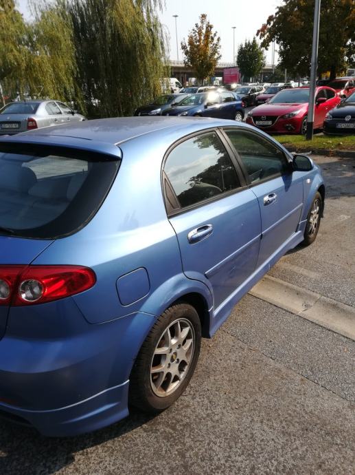 Chevrolet lacetti sport