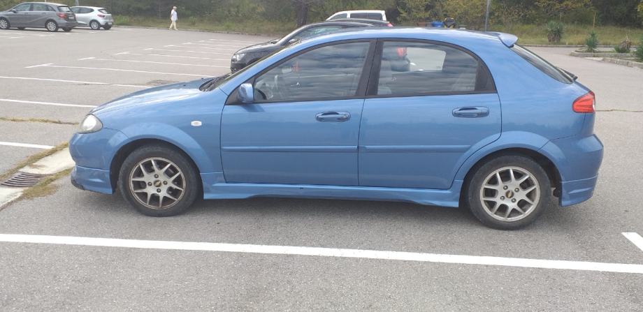 Chevrolet lacetti sport