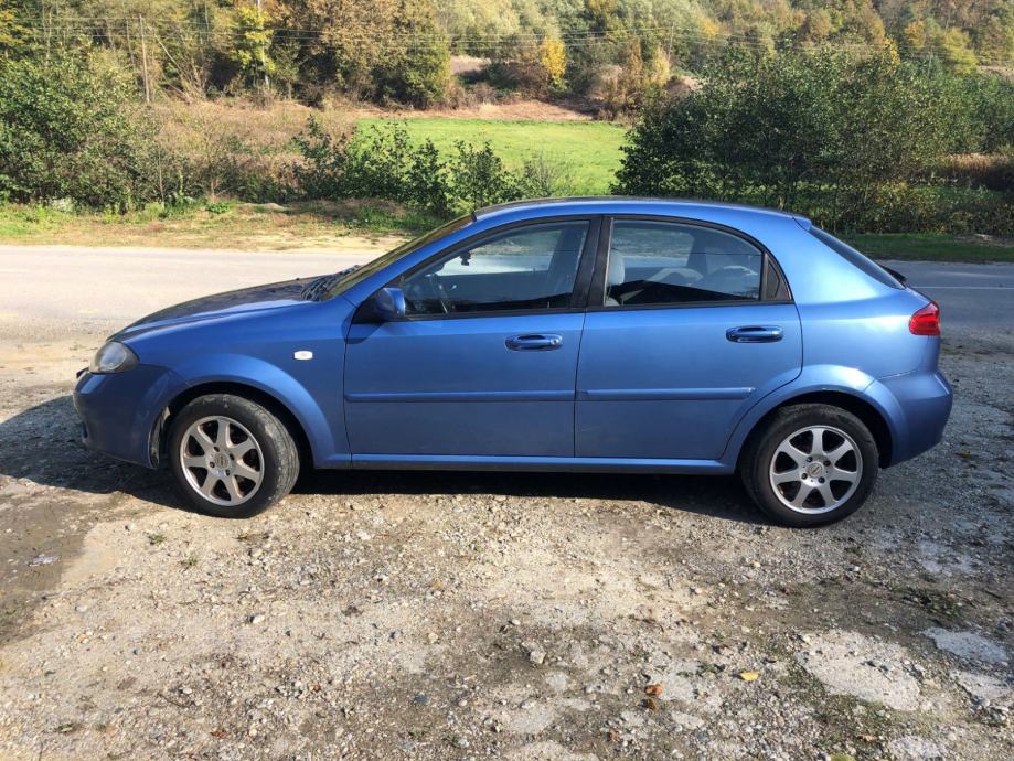 Chevrolet lacetti 2