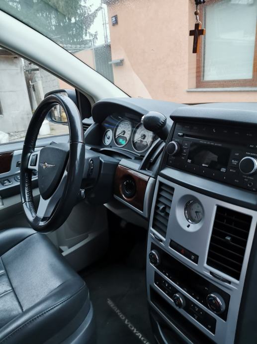 Chrysler Voyager 2.8 Crd Automatik Schaltet Nicht Chrysler Grand Voyager 2,8 CRD automatik, 2011 god.