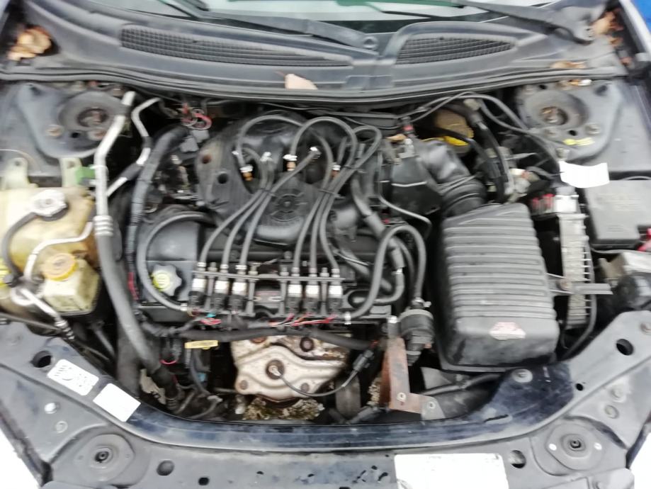 Chrysler Sebring 2,7 V6 LX DIJELOVI, 2001 god.