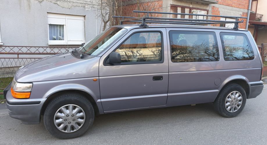 Крайслер вояджер 1995