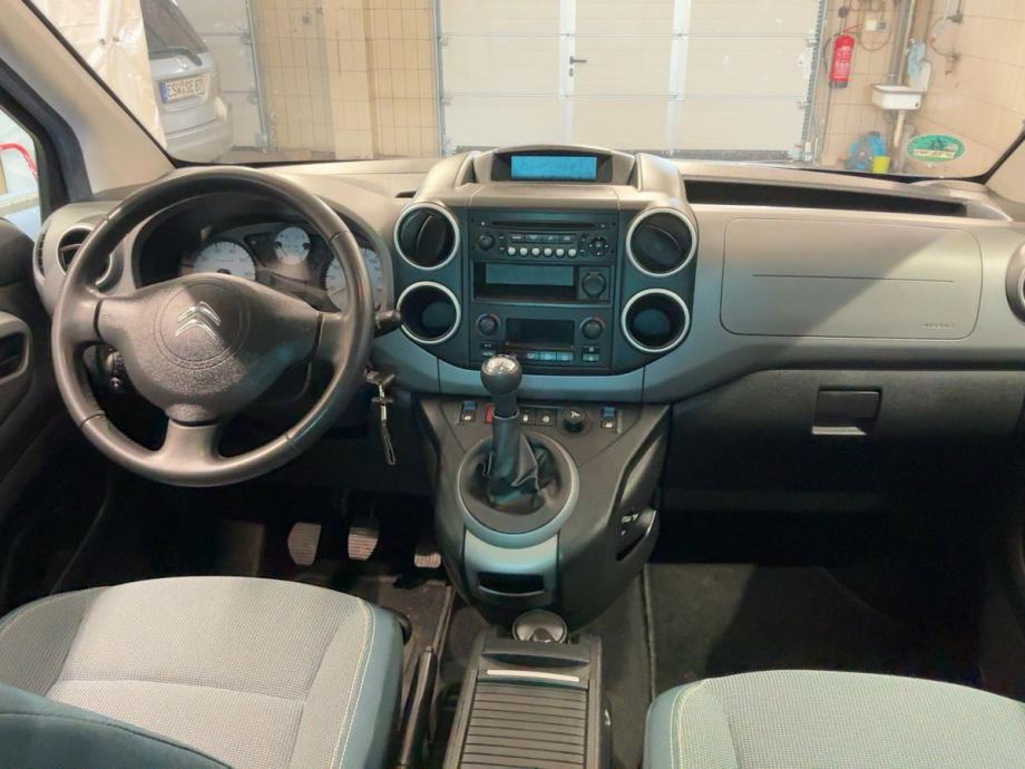 Citroën Berlingo benzin 110ks full oprema moguća zamjena, fotografija 3