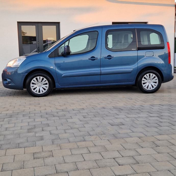 Citroën Berlingo 1.6 benzinac MultiSpace● 89.ooo km ● 1. VLASNIK ● HR, pogled izvana - slika 4