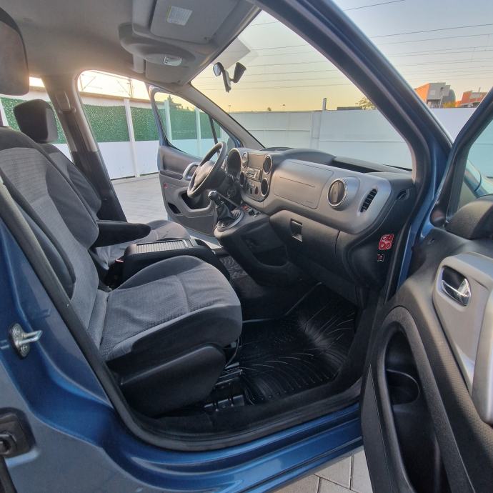 Citroën Berlingo 1.6 benzinac MultiSpace● 89.ooo km ● 1. VLASNIK ● HR, fotografija 10