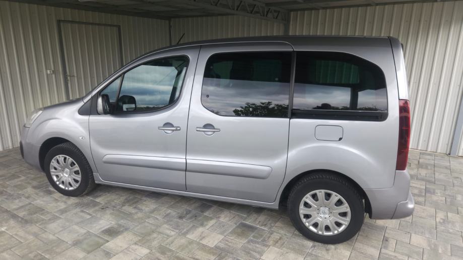 Citroën Berlingo 1,6 HDi,120ks,6 brzina, kamera,navi..Leasing, fotografija 4