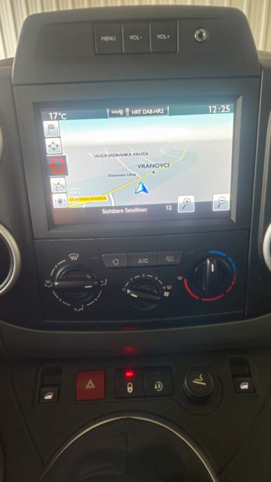 Citroën Berlingo 1,6 HDi,120ks,6 brzina, kamera,navi..Leasing, fotografija 8