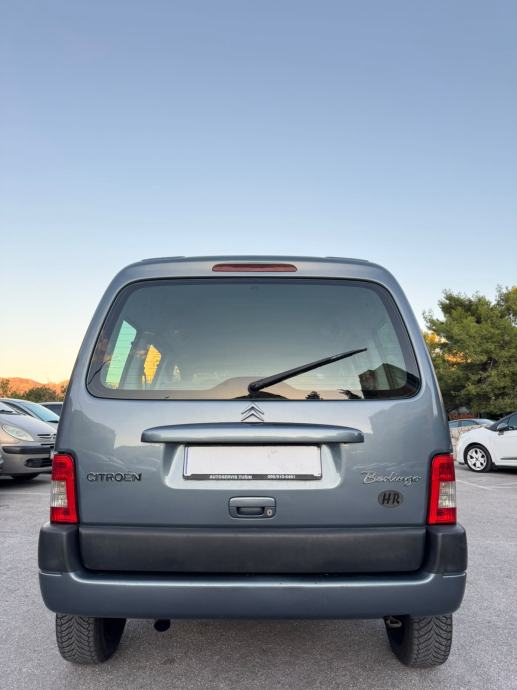 Citroën Berlingo 1.6 hdi klima oba bočna vrata nove gume servisiran, fotografija 13