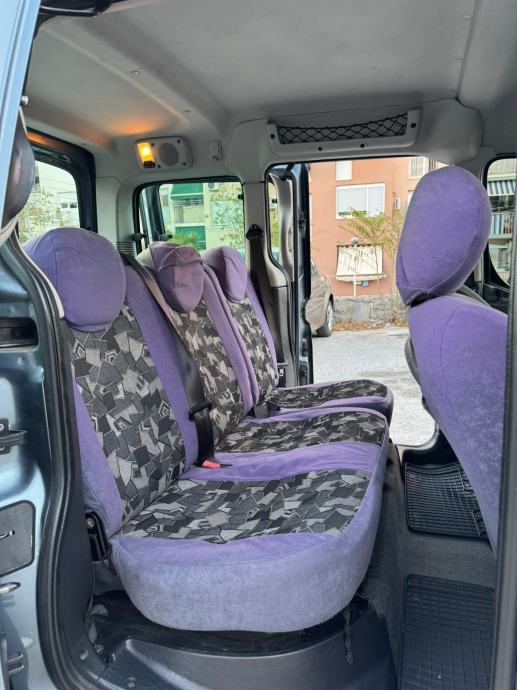 Citroën Berlingo 1.6 hdi klima oba bočna vrata nove gume servisiran, fotografija 10