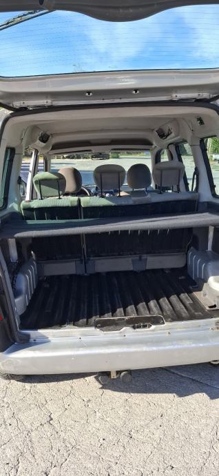 Citroën Berlingo 2.0 HDI, fotografija 13