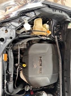 Citroën C-Crosser 2,2 HDi 4x4 7 sjedala, fotografija 11