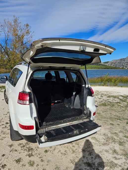 Citroën C-Crosser 2,2 HDi, fotografija 10