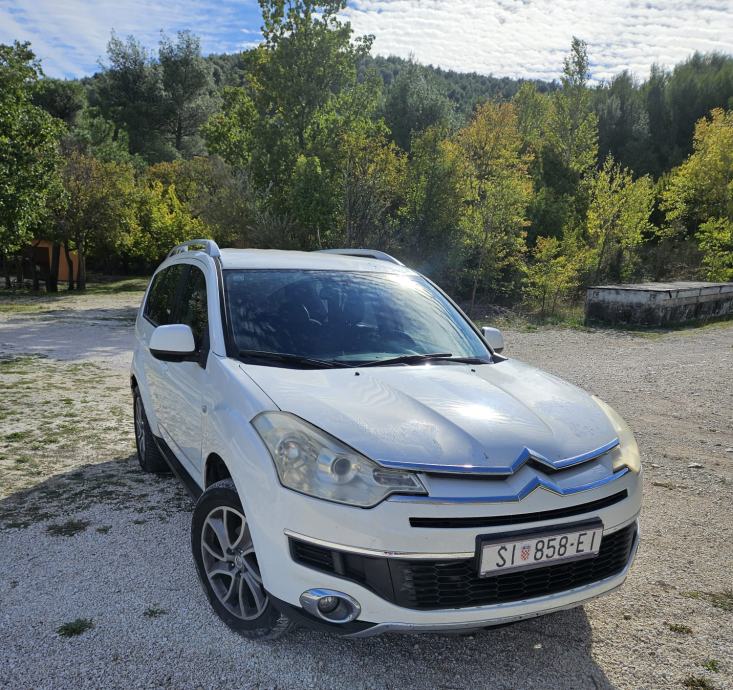 Citroën C-Crosser 2,2 HDi, fotografija 4