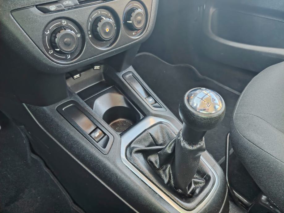 Citroën C-Elysee 1,6, fotografija 10