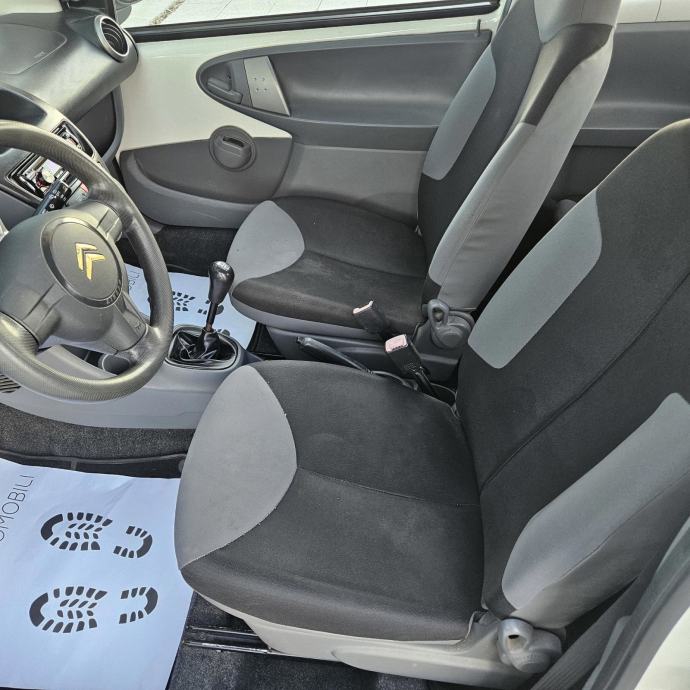 Citroën C1 1,0 2009 ATESTIRAN PLIN, fotografija 13