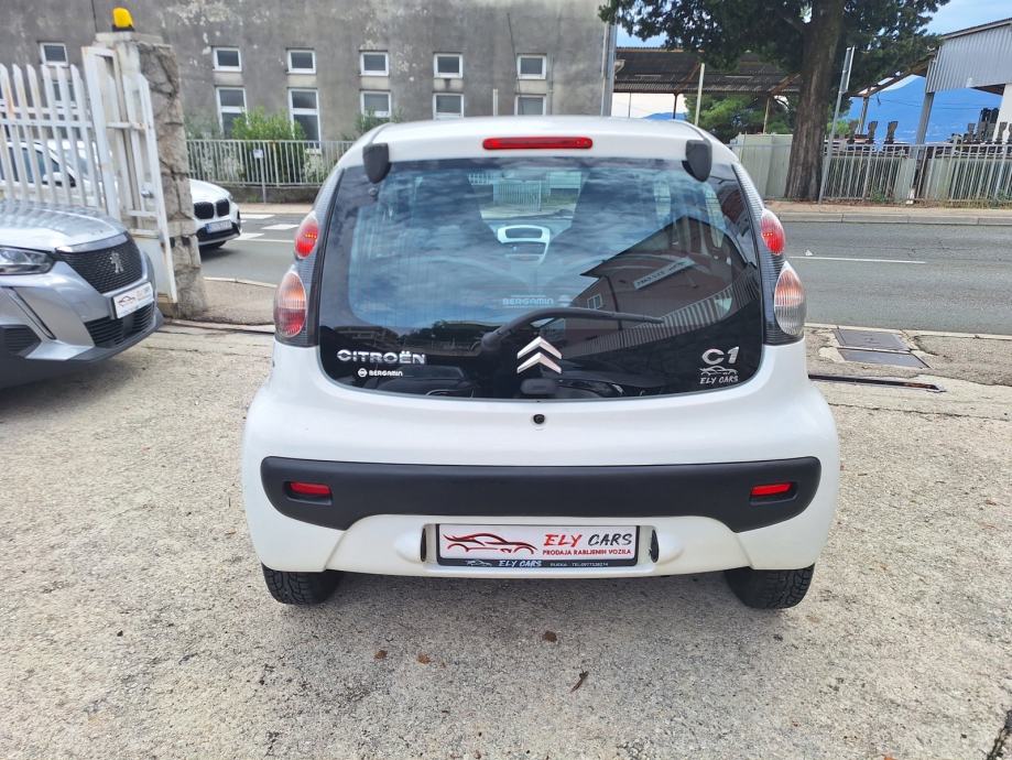 Citroën C1 1,0 automatik, fotografija 9