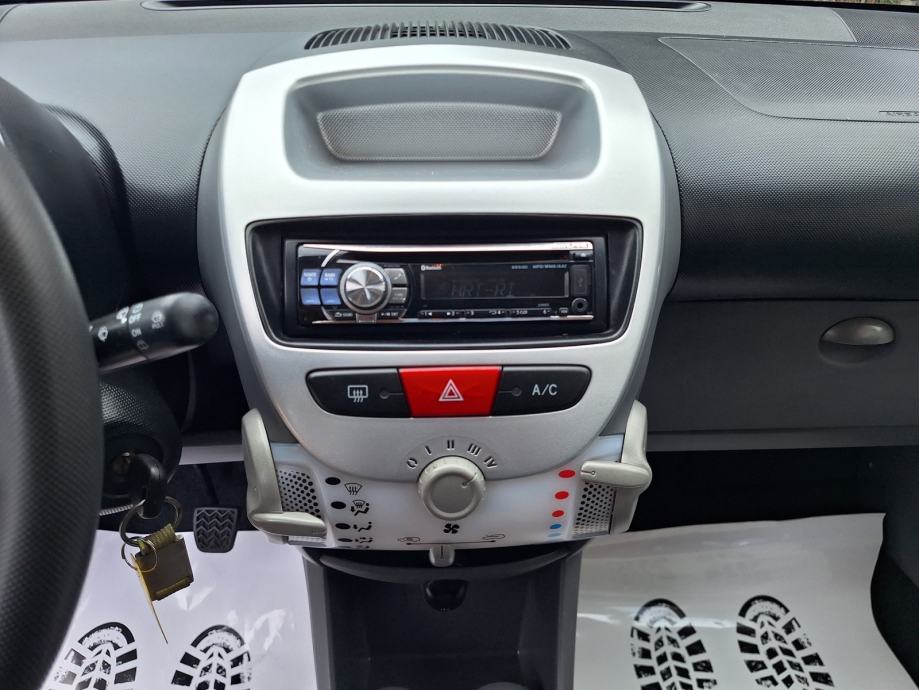 Citroën C1 1,0 automatik, fotografija 19