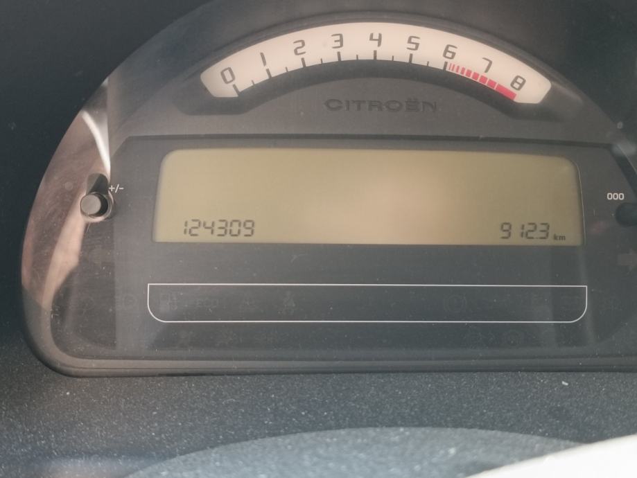 Citroën C3 1,1 i, fotografija 4