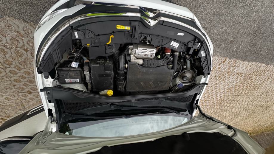 Citroën C3 1,2 SHINE AUT-110 KS-ALU-LED-SERVISNA-JAMSTVO 12MJ-TOP!!, fotografija 18