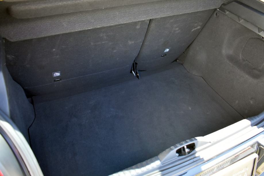 Citroën C3 1.2 *HR* SERVISNA, JAMSTVO, REGISTRIRAN DO 05/27, fotografija 9