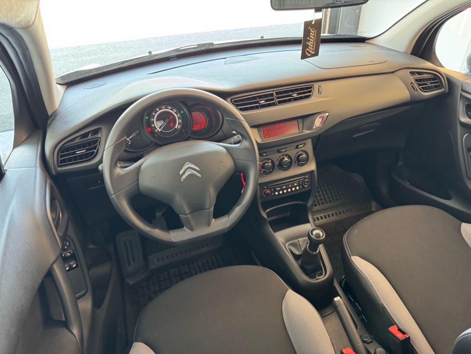 Citroën C3 1,2 PureTech 99 tis. km; Klima; Top!, fotografija 7