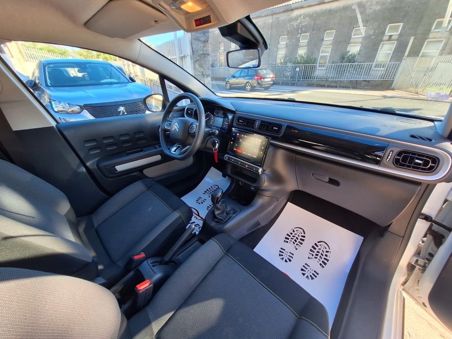 Citroën C3 1,2 PureTech ‼️samo 30.000 Km, fotografija 14