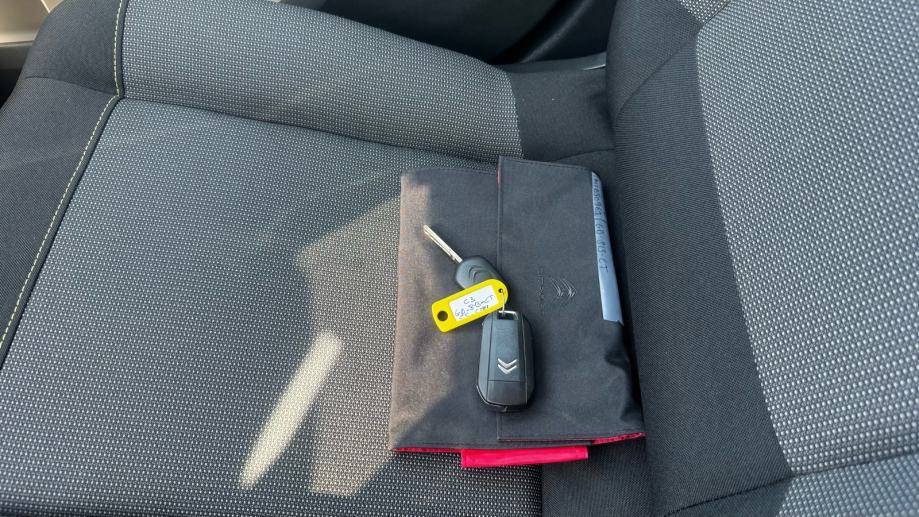 Citroën C3 1,2 PureTech REDIZAJN-SERVISNA-NAVI-PDC-LED-VIDEO U OPISU, fotografija 14
