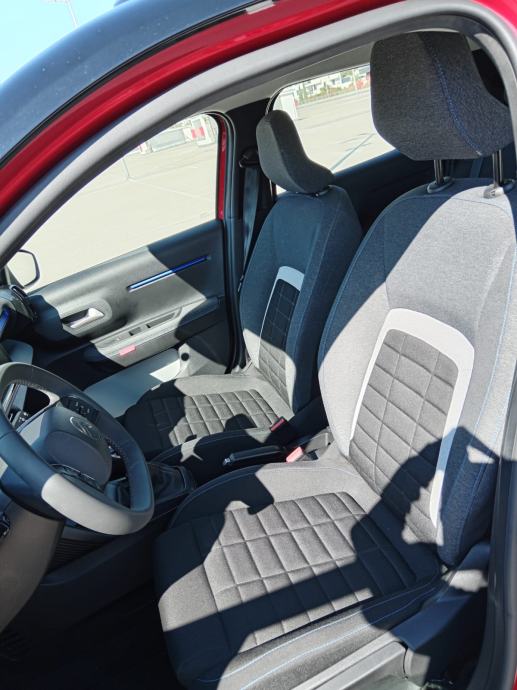 Citroën C3 1,2 PLUS TURBO, fotografija 12