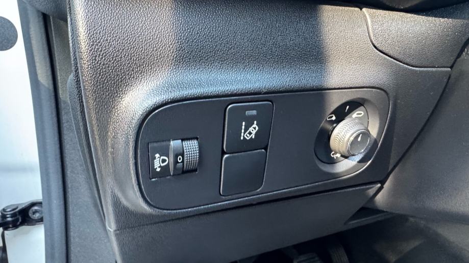 Citroën C3 1,2 REDIZAJN-NAVI-PDC-LED-SERVISNA-JAMSTVO 12 MJ!, fotografija 9