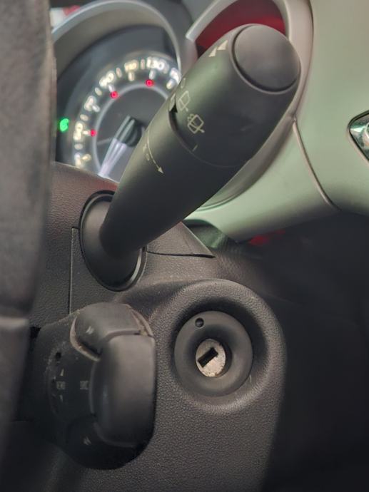 Citroën C3 1.4 i, 8v, SAMO 56000 KM, POTVRDA O KM, VRHUNSKI !, fotografija 19