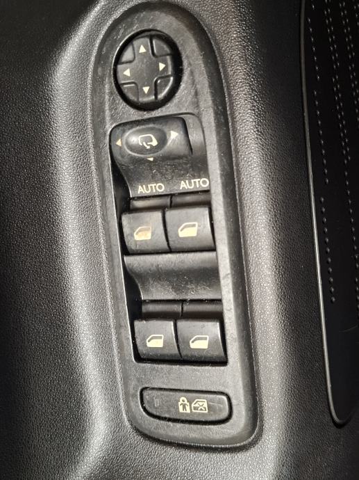 Citroën C3 1.4 i, 8v, SAMO 56000 KM, POTVRDA O KM, VRHUNSKI !, fotografija 20