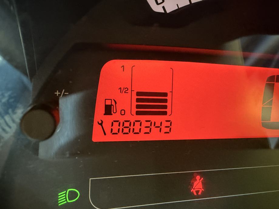 Citroën C3 1.4 benzin – 80.343 km – 1. vlasnica – garažiran, fotografija 4
