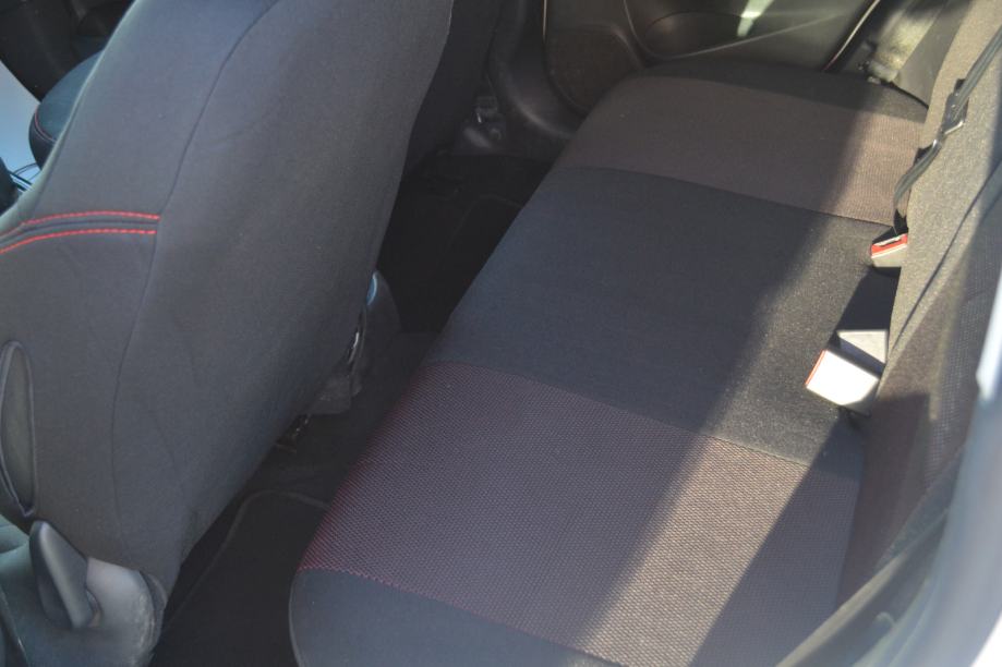 Citroën C3 1,4 HDi *** MOTOR I LIMARIJA ODLIČNI *** REG 1 GOD ***, fotografija 10