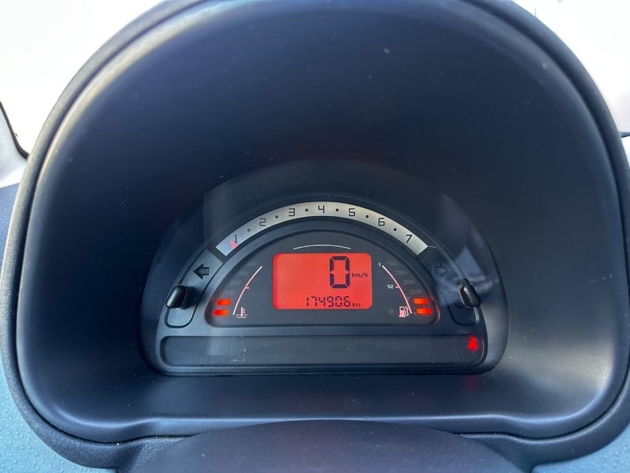 Citroën C3 1,4 i Hr.Auto Reg.05/2027 Klima Super stanje, fotografija 14