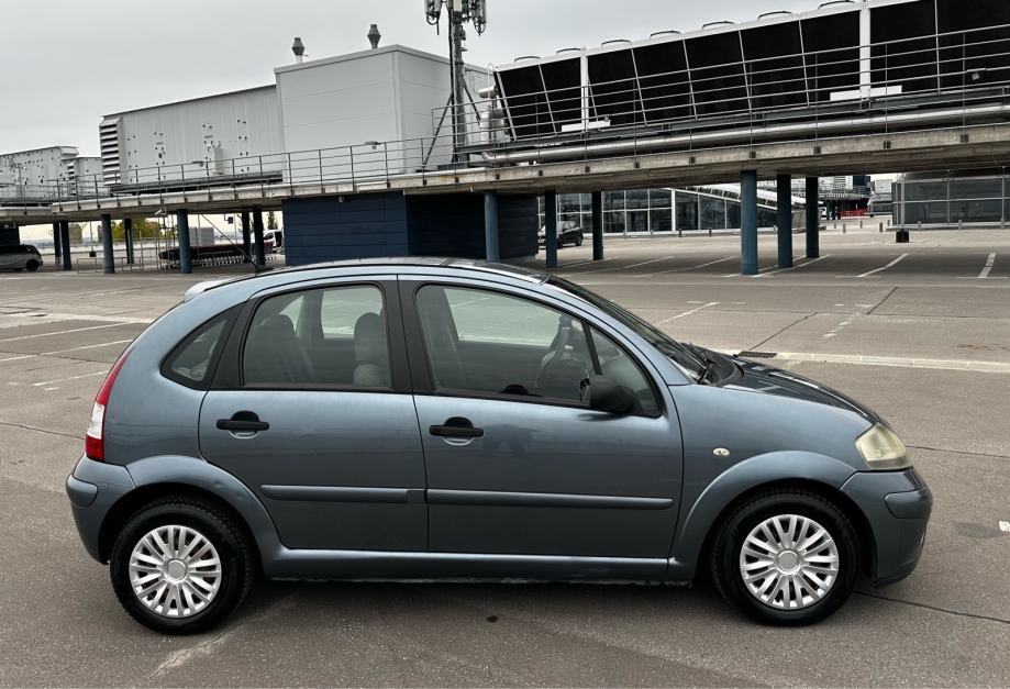 Citroën C3 1,4 i Registriran do 06/2027 Klima Nove gume, fotografija 4