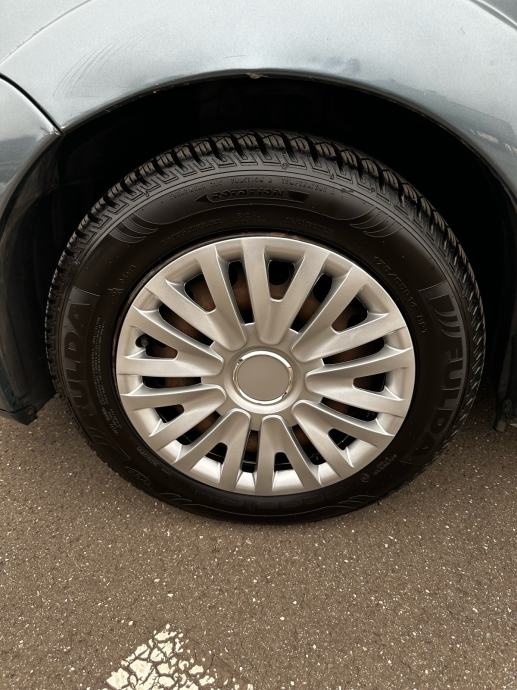 Citroën C3 1,4 i Registriran do 06/2027 Klima Nove gume, fotografija 17