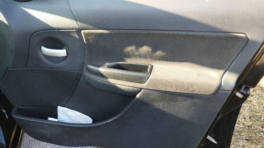 Citroën C3 1,4 i, fotografija 11