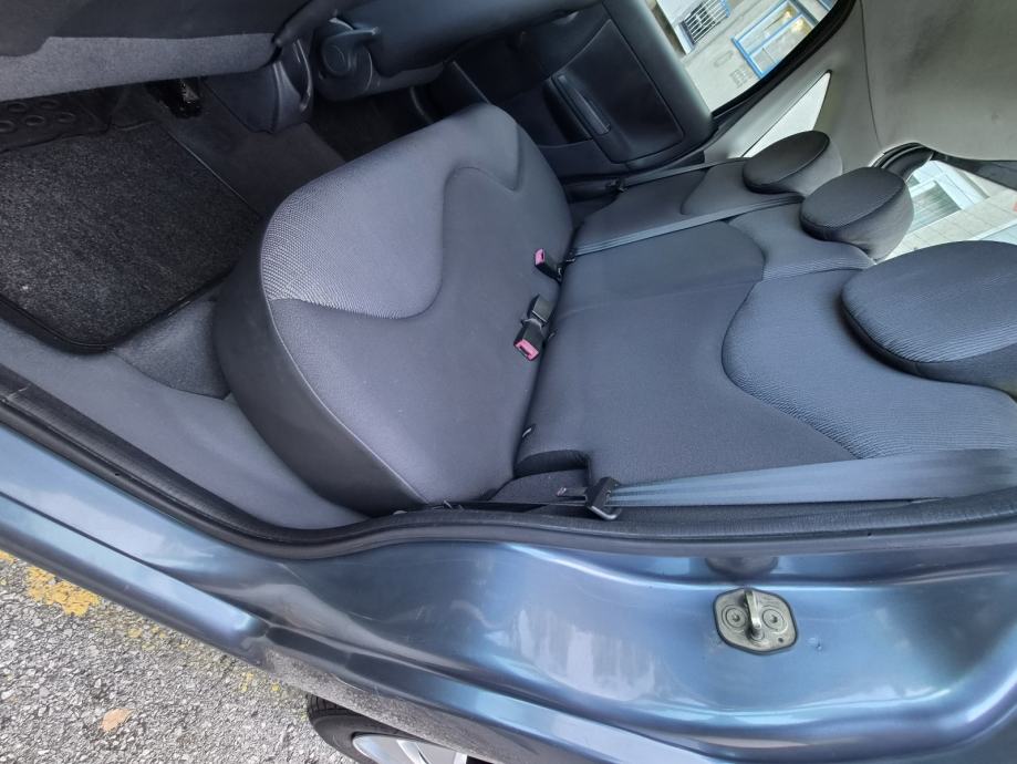 CITROËN C3 1.4 SX 2005. GODIŠTE 128.000 KM SERVISNA REGA DO 28.10.2027, fotografija 18