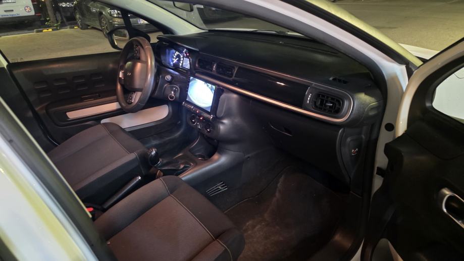 Citroën C3 1,5 BlueHDI samo 5800eura akcija ko nov hitno Pula, fotografija 8