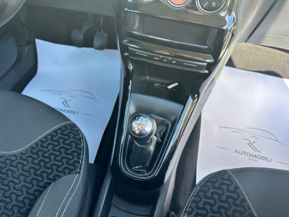 Citroën C3 1.6 Hdi *navigacija *kamera *veliki servis, fotografija 13