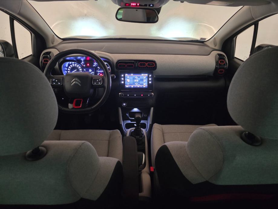 Citroën C3 Aircross 1.2 110 KS Shine, Full oprema, Veliki servis!, fotografija 13